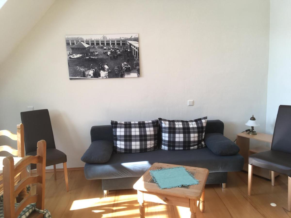 Ferienwohnung Zur Scheune Lind  Exterior foto
