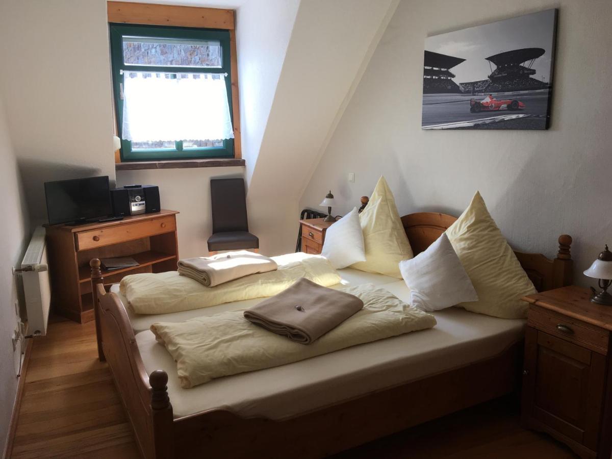 Ferienwohnung Zur Scheune Lind  Exterior foto