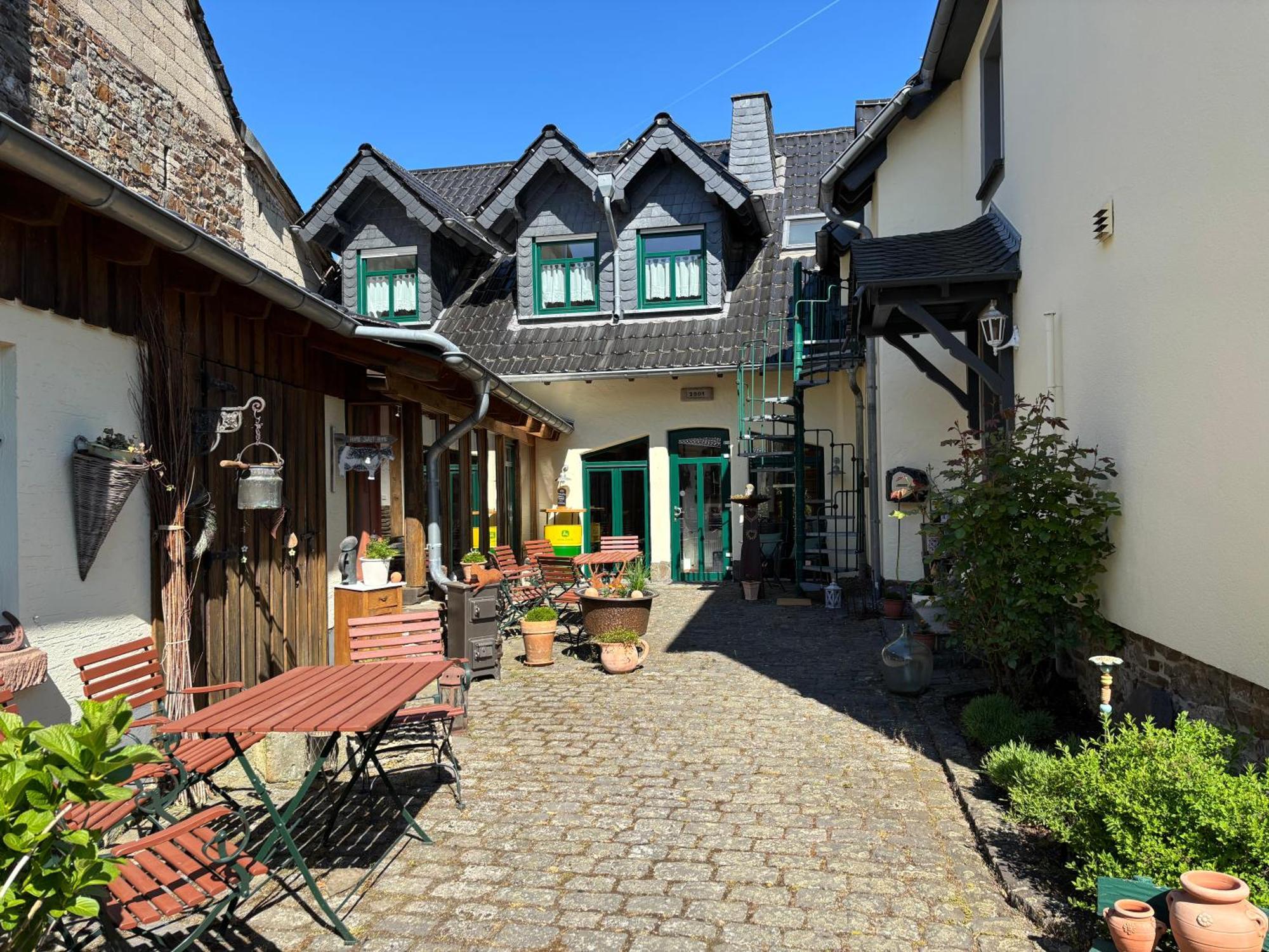 Ferienwohnung Zur Scheune Lind  Exterior foto